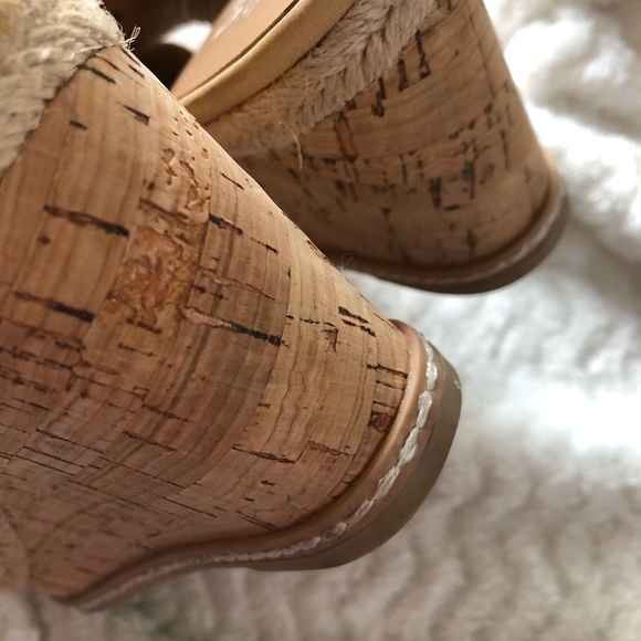 Franco Sarto Tan Leather Sandal Wedges, Size 9M - Picture 6 of 8